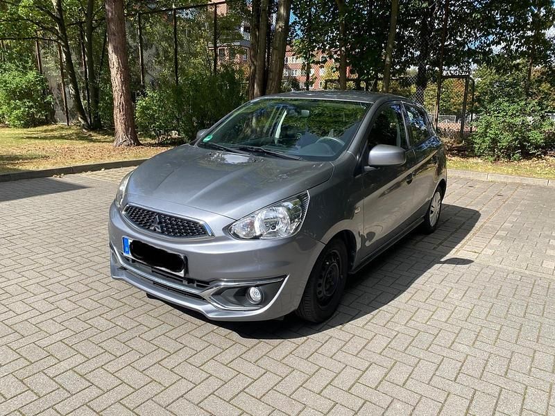Grau Gebraucht 2019 Mitsubishi Space Star Kleinwagen | 6.999 € (Fairer Preis) - Bild 1/4