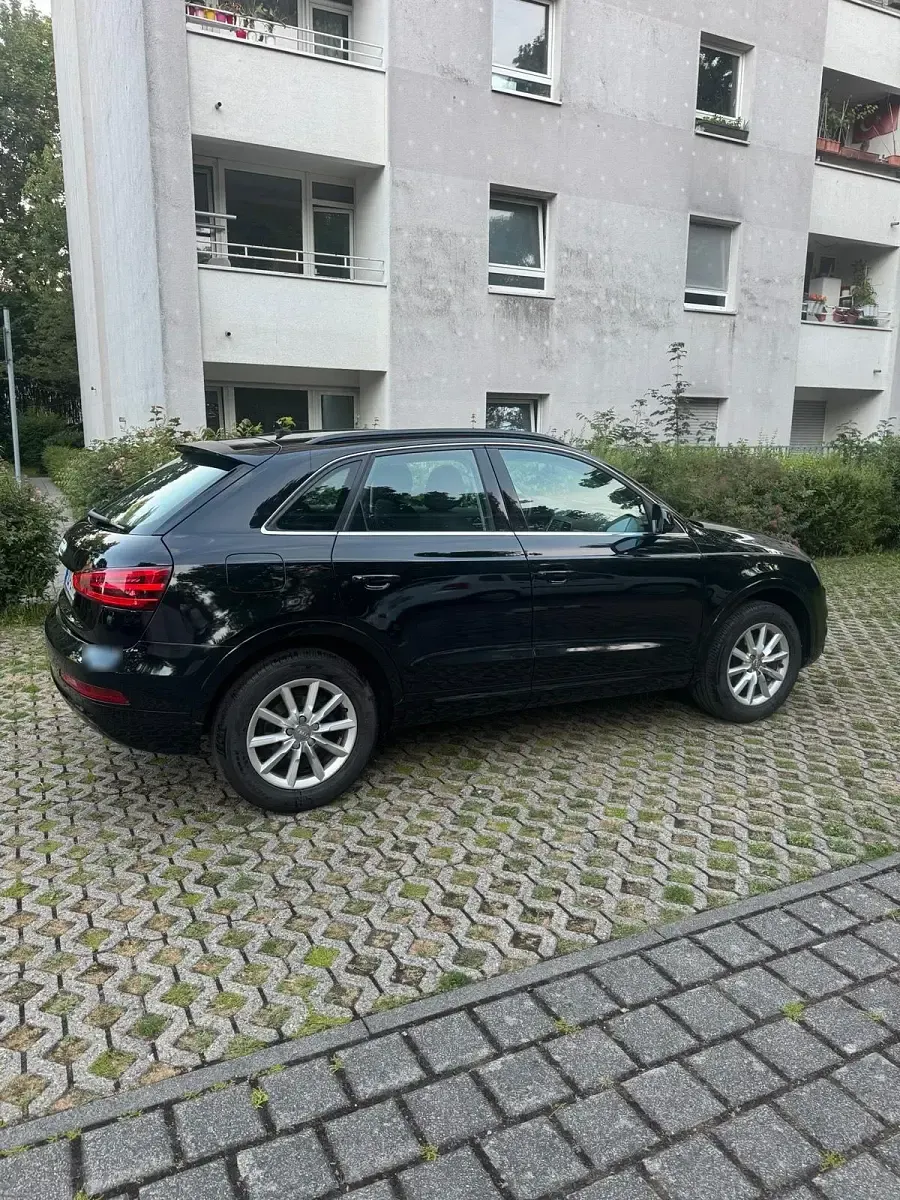 Gebraucht Audi Q3 140 PS (102 kW) 2014 Schwarz SUV