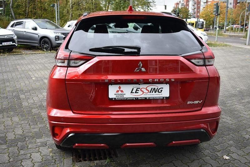 Gebraucht Mitsubishi Eclipse Cross Select 188 PS (138 kW) 2024 Rot SUV