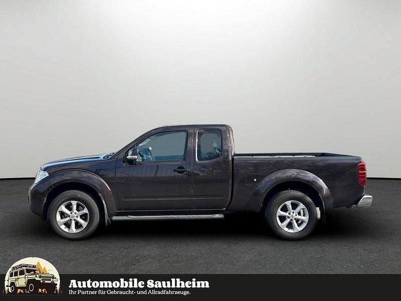 Gebraucht Nissan Navara SE 190 PS (139 kW) 2013 Violett Pickup