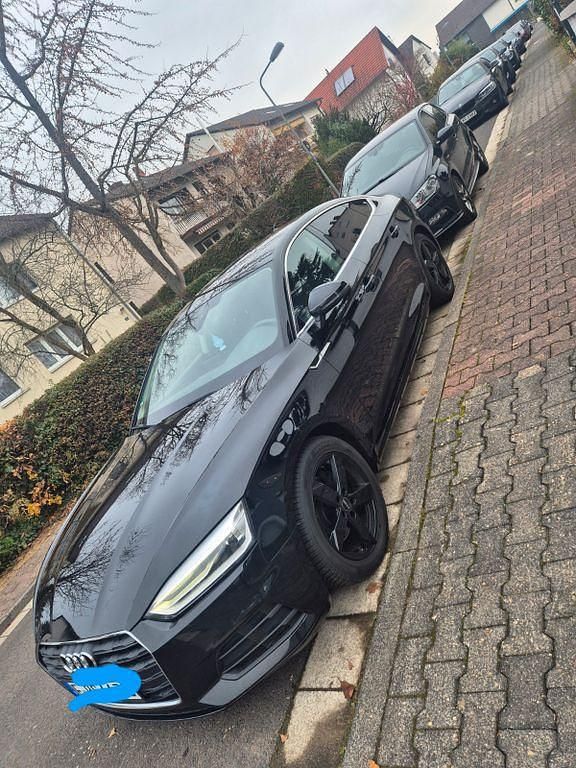 Schwarz Gebraucht 2018 Audi A5 Sportback Sport Kleinwagen | 19.000 € (Superpreis) - Bild 1/4