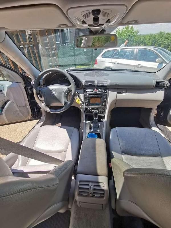 Gebraucht Mercedes 320 177 PS (130 kW) 2005