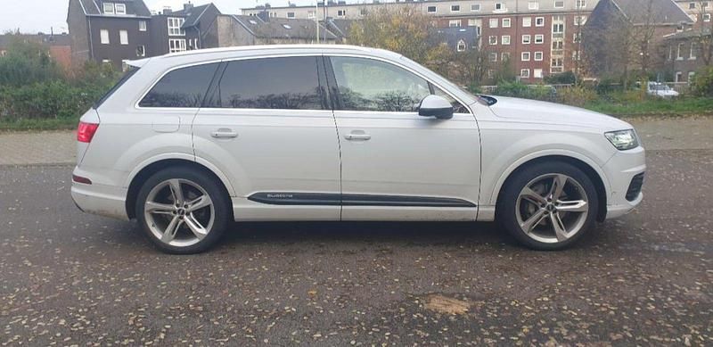 Gebraucht Audi Q7 Ambiente 286 PS (210 kW) 2019 Schwarz SUV