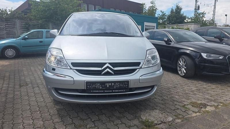 Silber Gebraucht 2012 Citroën C8 Tendance Van / Kleinbus | 4.400 € (Guter Preis) - Bild 1/4