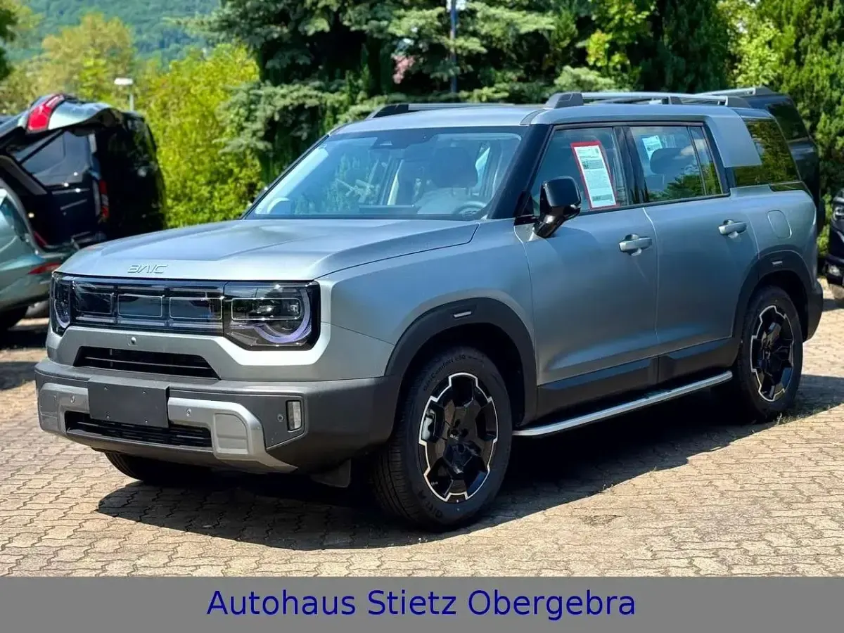 Neu Baic BJ30 280 PS (205 kW) 2026 Mattgrau SUV