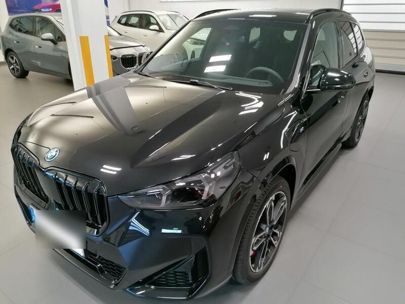 Schwarz Gebraucht 2024 BMW X1 M Sport SUV | 52.000 € (Etwas zu teuer) - Bild 1/4