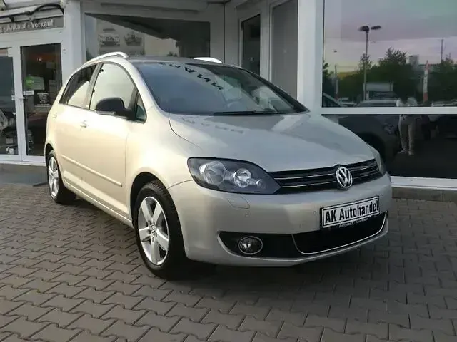 Gebraucht VW Golf Plus Cross Style 86 PS (63 kW) 2011 Gold Van / Kleinbus