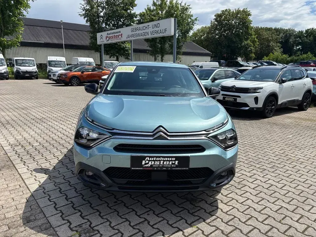 Gebraucht Citroën C4 Feel 131 PS (96 kW) 2024 Blau SUV