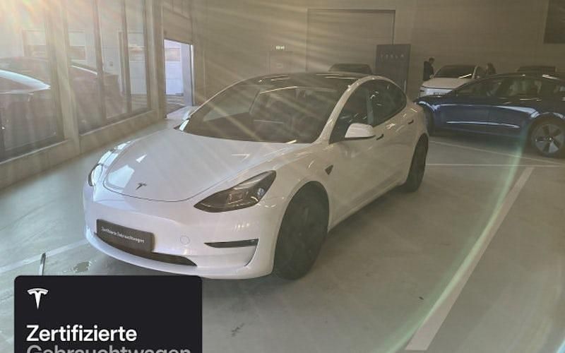 Gebraucht Tesla Model 3 Long Range RWD 208 kW (283 PS) 2021 Weiß Limousine