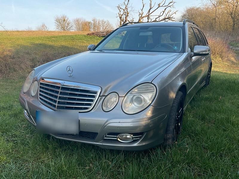 Gebraucht Mercedes 220 170 PS (125 kW) 2006 Kombi