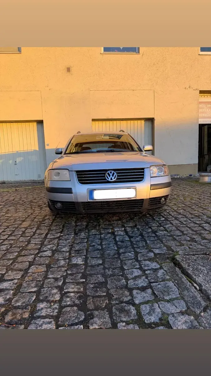 Gebraucht VW Passat 131 PS (96 kW) 2002 Silber Kombi