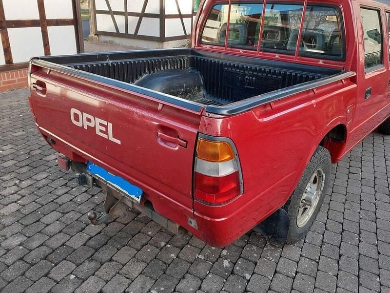 Gebraucht Opel Campo 109 PS (80 kW) 1998 Rot Pickup