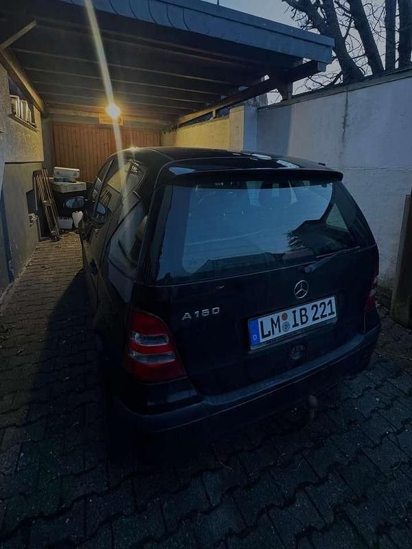Gebraucht Mercedes A160 102 PS (75 kW) 2003 Schwarz Limousine