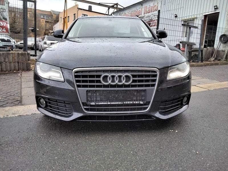 Gebraucht Audi A4 Ambiente 160 PS (117 kW) 2008 Schwarz Kombi