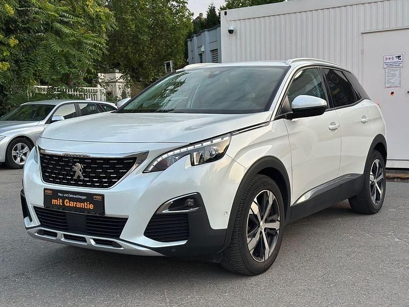 Weiß Gebraucht 2018 Peugeot 3008 Allure SUV | 16.690 € (Fairer Preis) - Bild 1/4