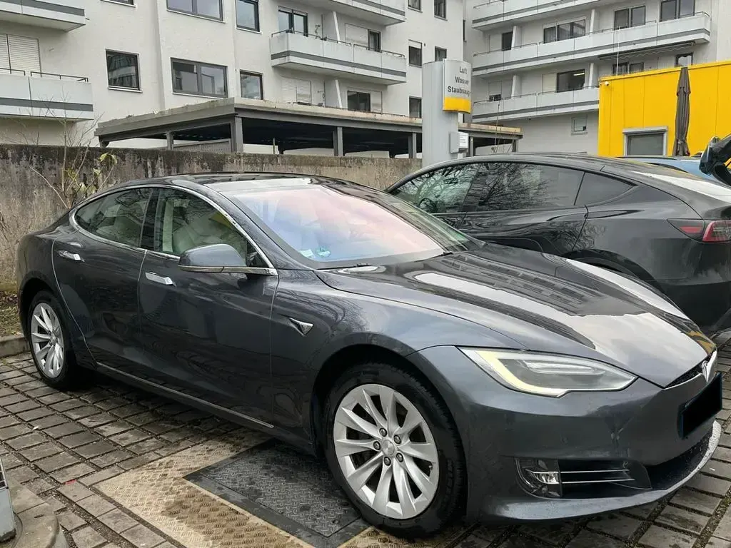 Gebraucht Tesla Model S 309 kW (421 PS) 2017 Grau Kleinwagen