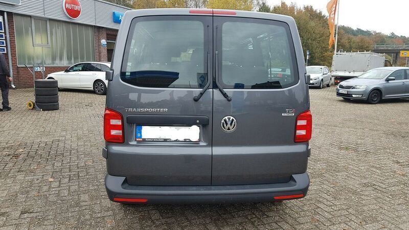 Second-hand VW T6 150 CP (110 kW) 2016 Gri Van