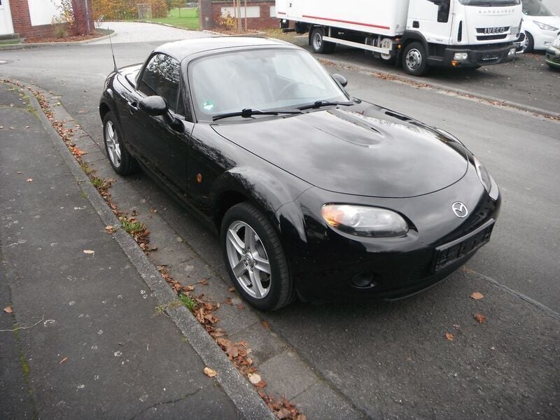 Gebraucht Mazda MX5 Energy 126 PS (92 kW) 2007 Brillantschwarz Cabrio