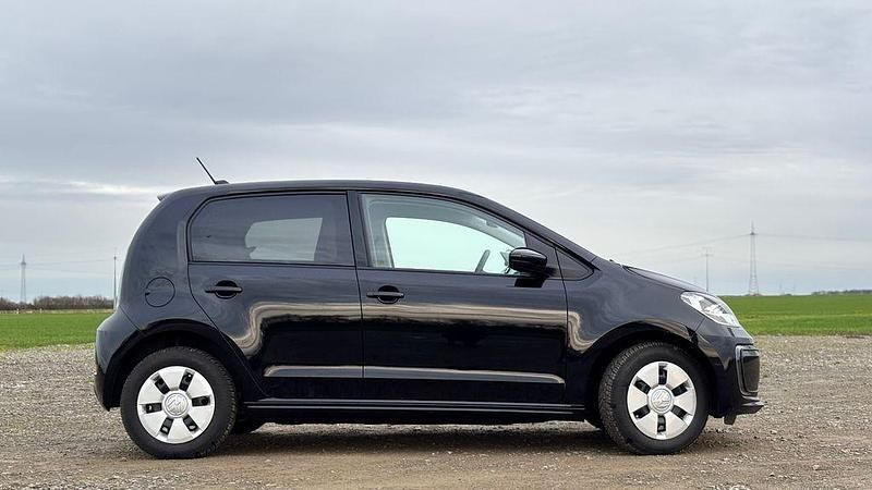Gebraucht VW e-up! 61 kW (83 PS) 2021 Schwarz Kleinwagen