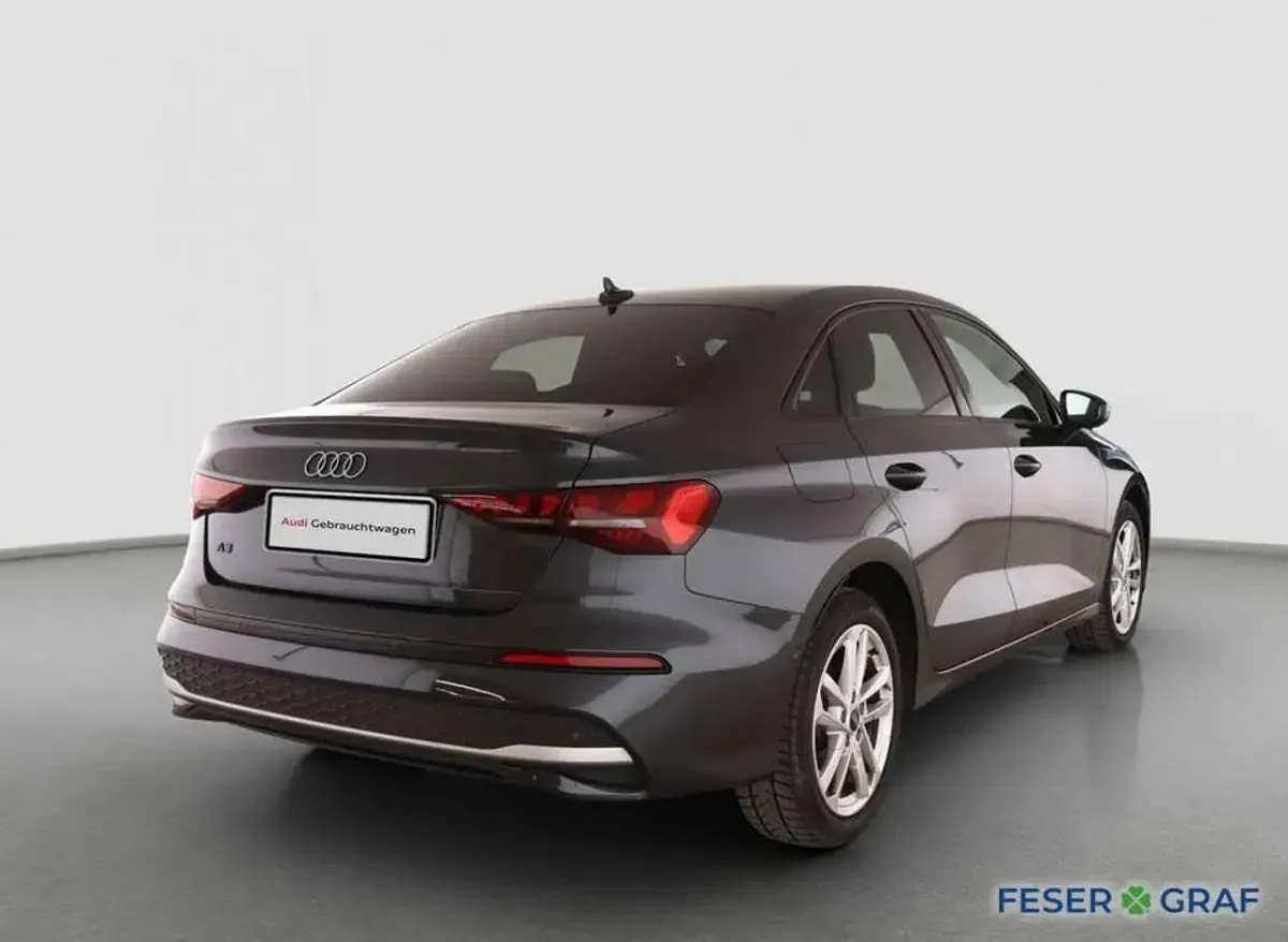 Second-hand Audi A3 Advanced Plus 150 CP (110 kW) 2025 Gri Berlinǎ