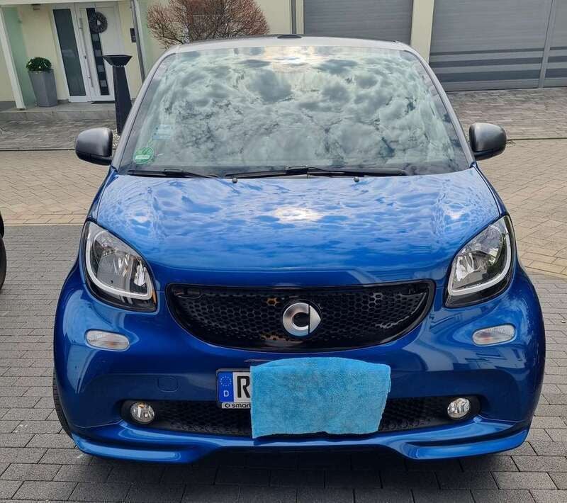 Grau Gebraucht 2018 Smart ForTwo Cabrio Brabus Cabrio | 22.600 € (Teuer) - Bild 1/4