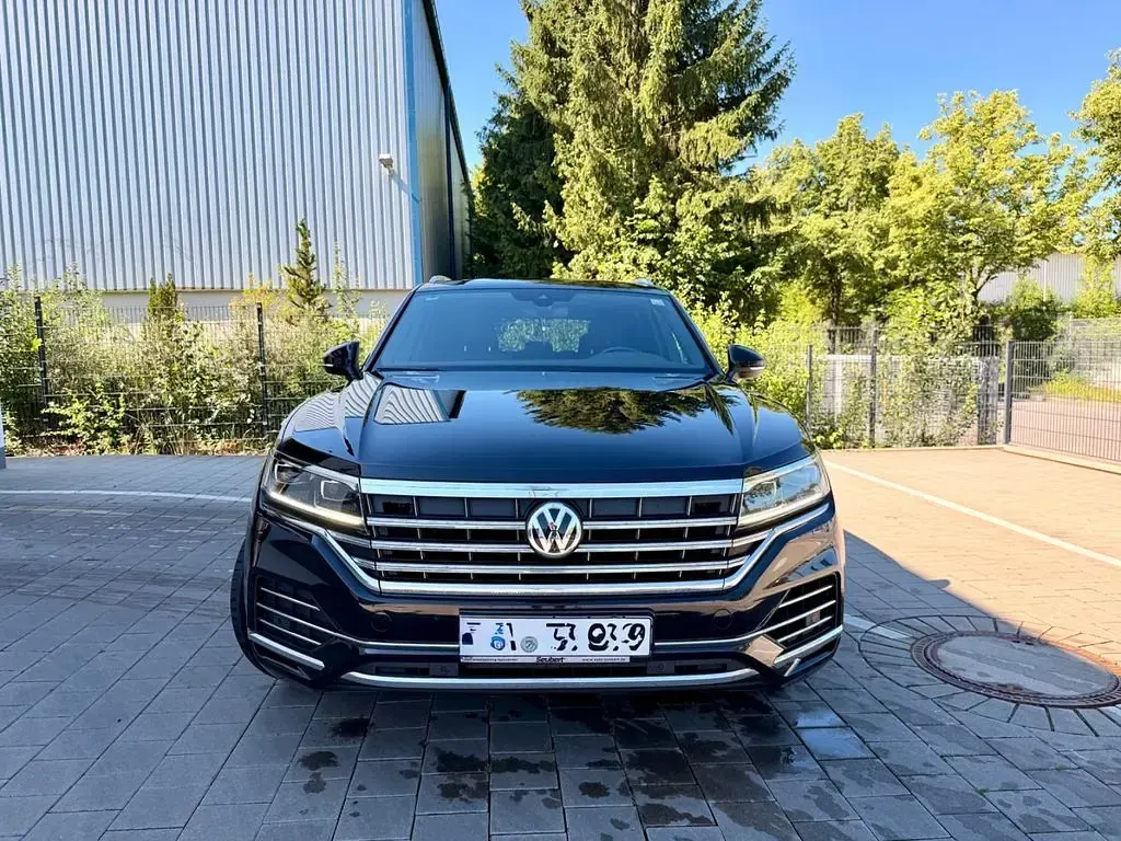 Gebraucht VW Touareg Elegance 286 PS (210 kW) 2018 Schwarz SUV