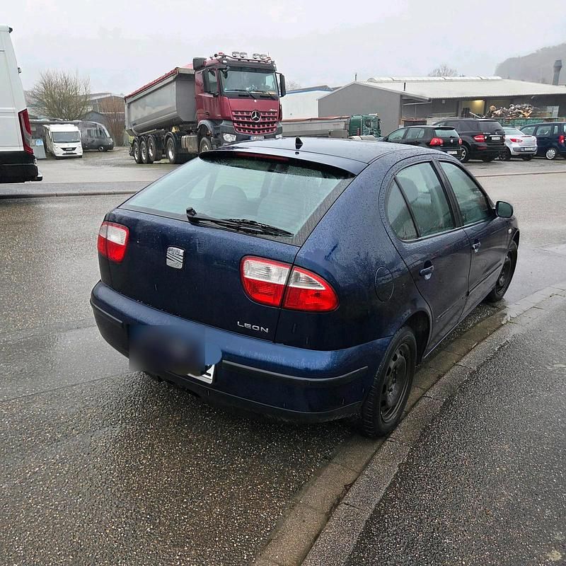 Gebraucht Seat Leon 75 PS (55 kW) 2003 Blau Kleinwagen