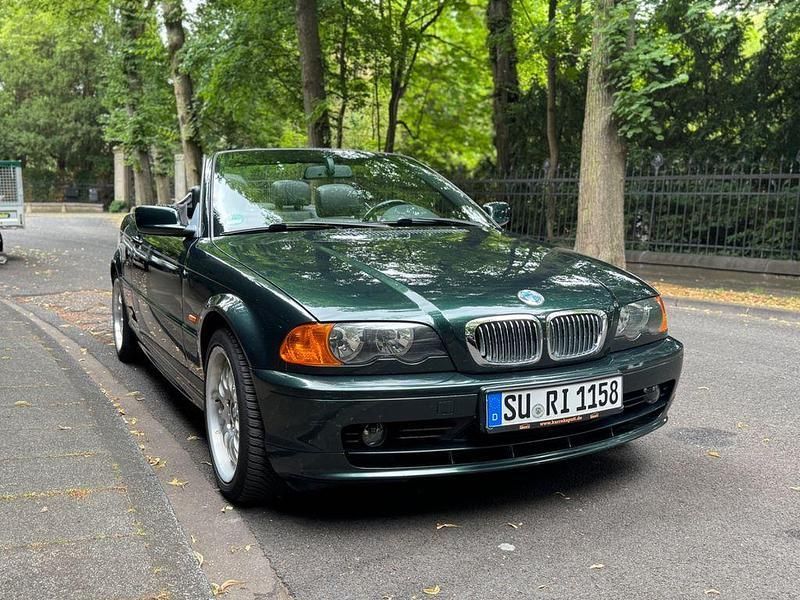 Grün Gebraucht 2001 BMW 320 Cabriolet Cabrio | 3.500 € - Bild 1/4