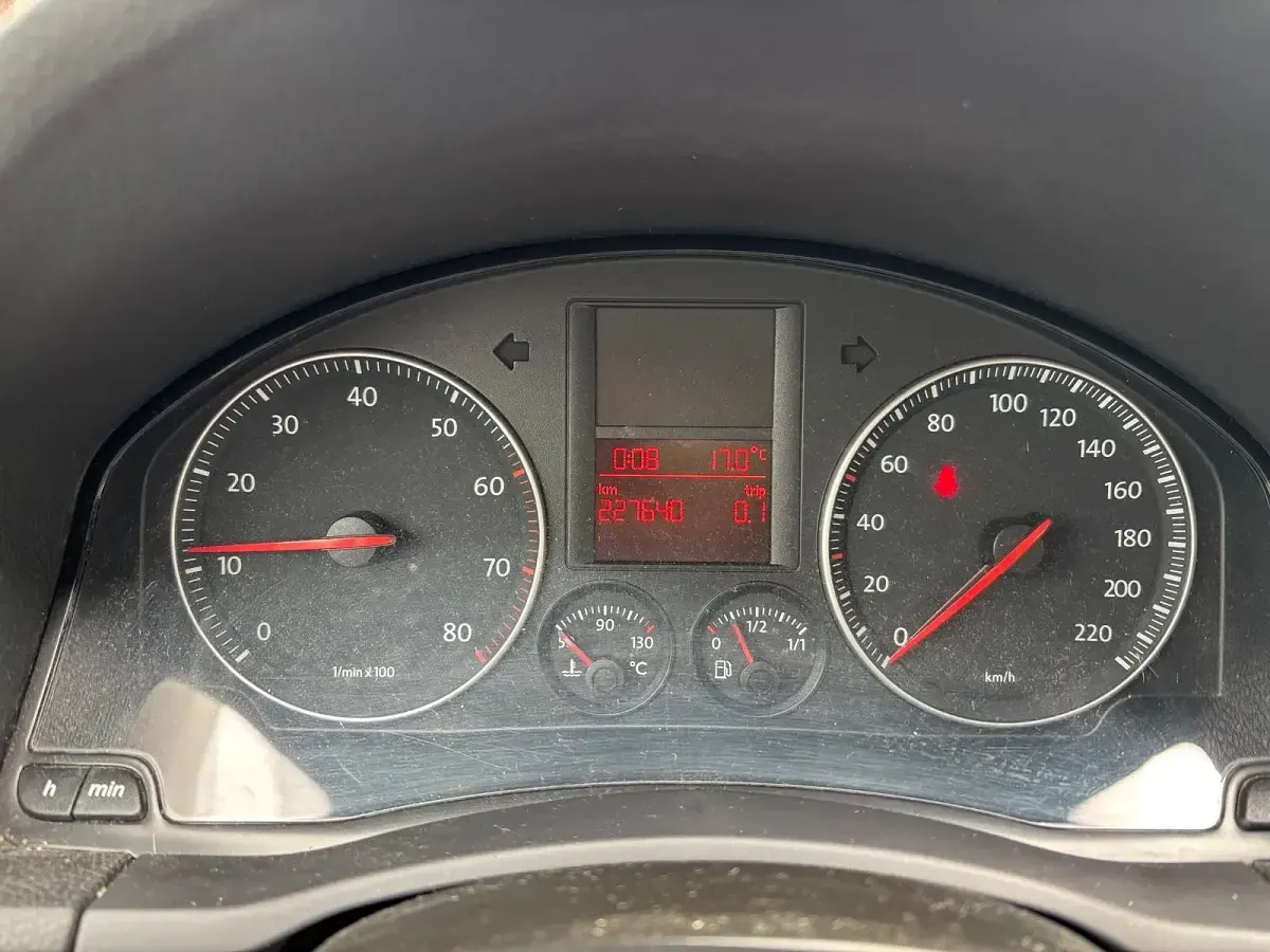 Gebraucht VW Golf IV 74 PS (54 kW) 2005 Grau Limousine