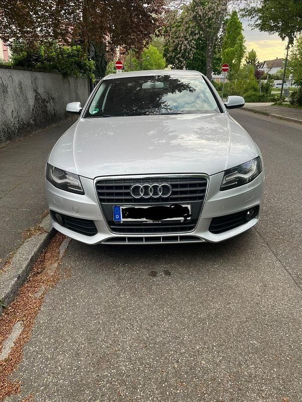 Gebraucht Audi A4 Ambition 179 PS (131 kW) 2011 Grau Limousine