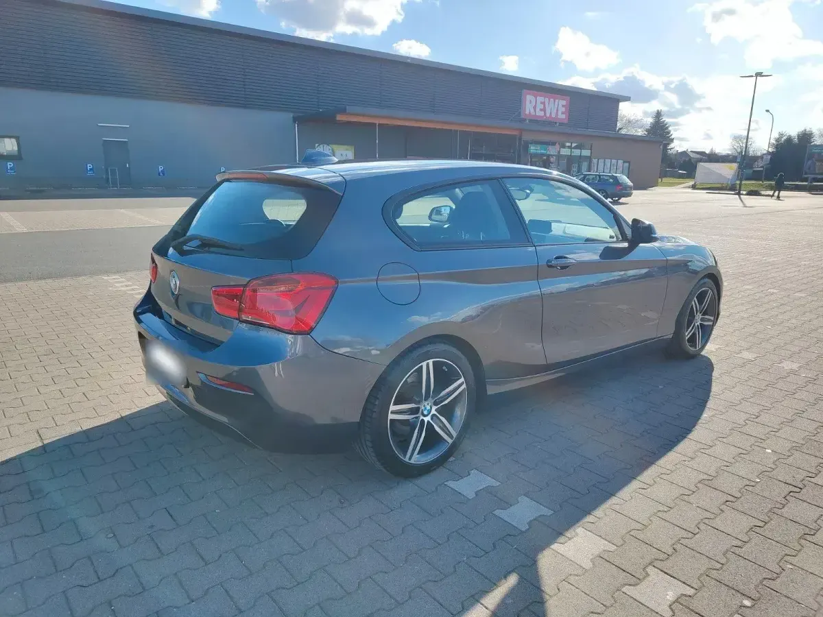 Gebraucht BMW 116 Performance 109 PS (80 kW) 2018 Grau Kleinwagen