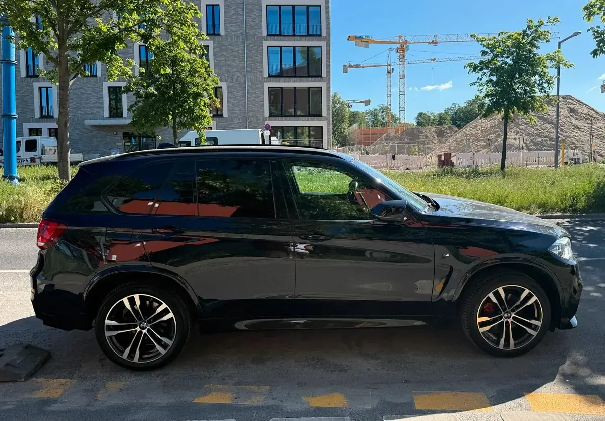 Gebraucht BMW X5 M Sport 258 PS (189 kW) 2016 Blau SUV
