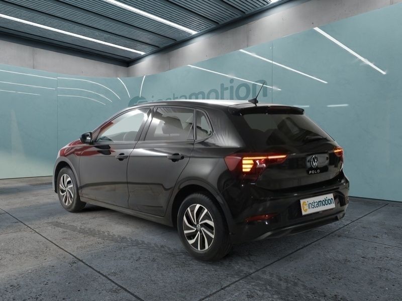 Gebraucht VW Polo Move 95 PS (69 kW) 2024 Schwarz Limousine