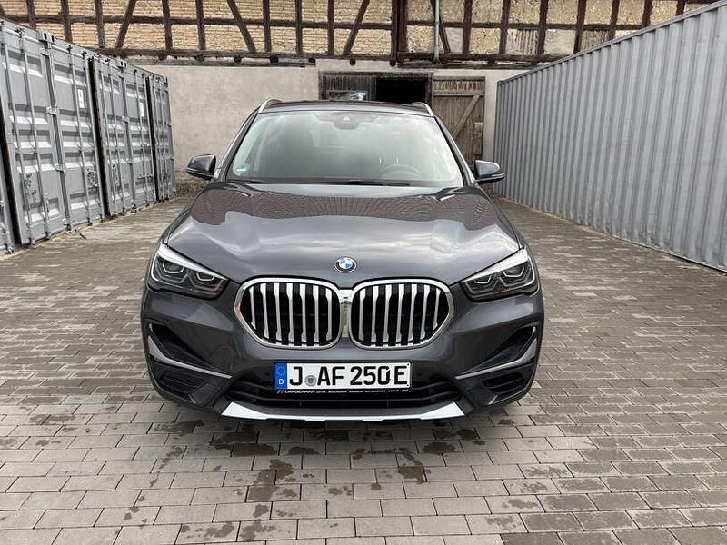 Second-hand BMW X1 xLine 231 CP (169 kW) 2021 Gri SUV