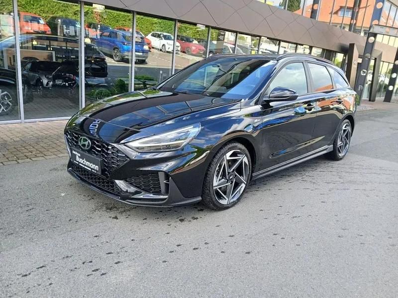 Abyss black Gebraucht 2024 Hyundai i30 N Line Kombi | 28.800 € (Etwas zu teuer) - Bild 1/1