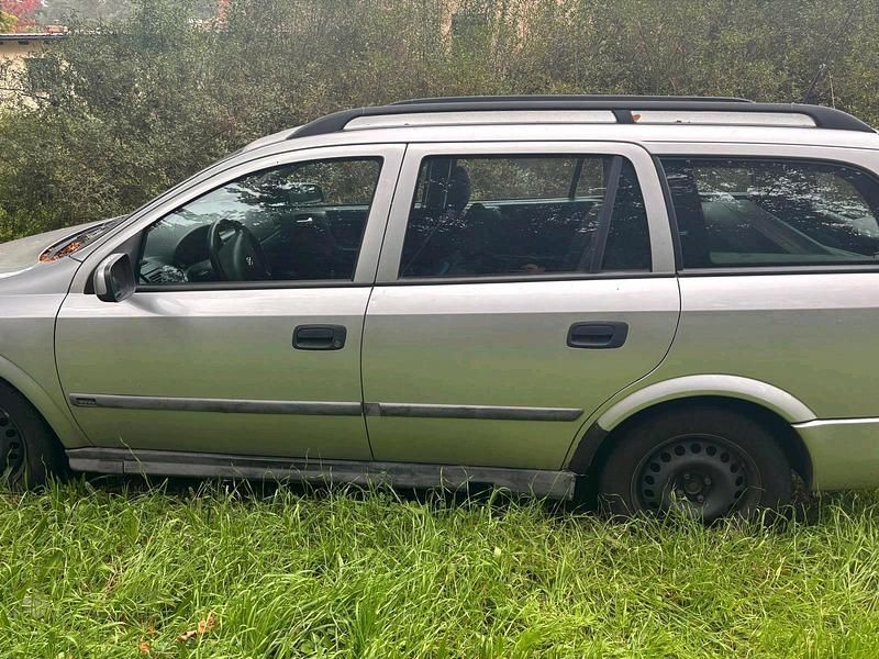 Usata Opel Astra 101 CV (74 kW) 2000 Argento Station wagon