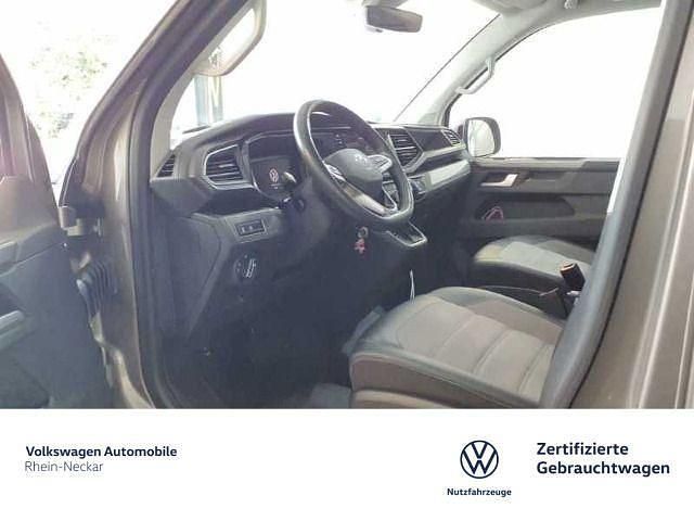 Second-hand VW Multivan Generation Six 204 CP (150 kW) 2022 Bej Monovolum