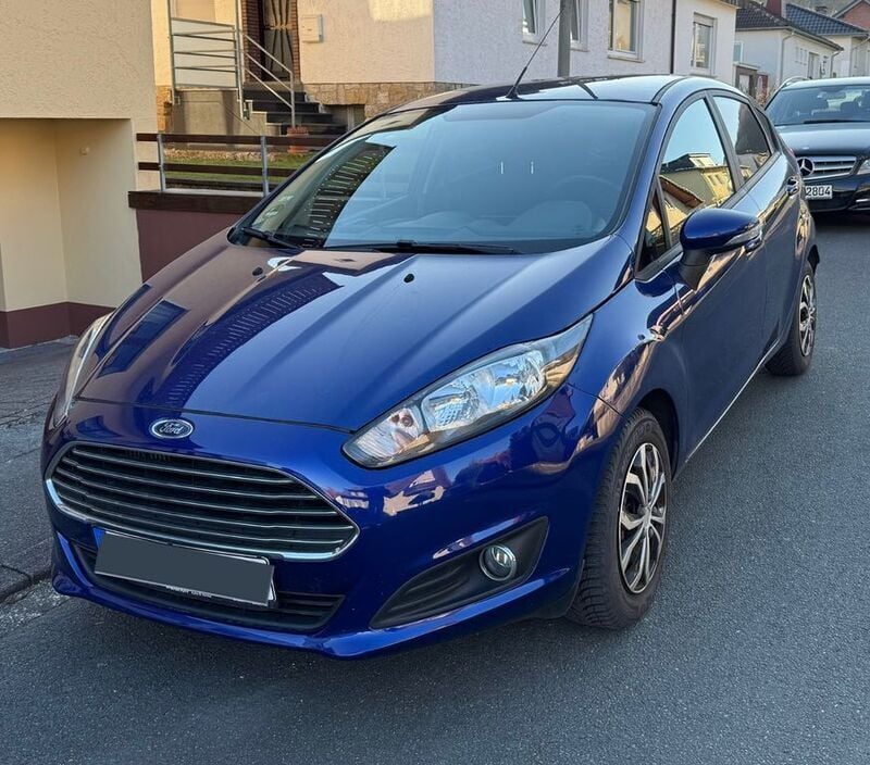 Blau Gebraucht 2014 Ford Fiesta SYNC Edition Kleinwagen | 3.600 € (Superpreis) - Bild 1/4