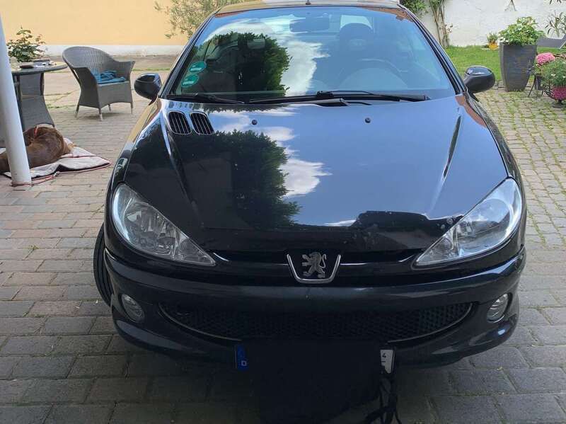 Schwarz Gebraucht 2005 Peugeot 206 CC Tendance Cabrio | 650 € (Fairer Preis) - Bild 1/4