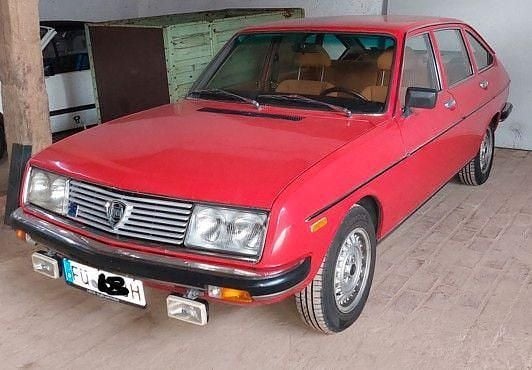 Second-hand Lancia Beta 120 CP (88 kW) 1978 Roșu Berlinǎ