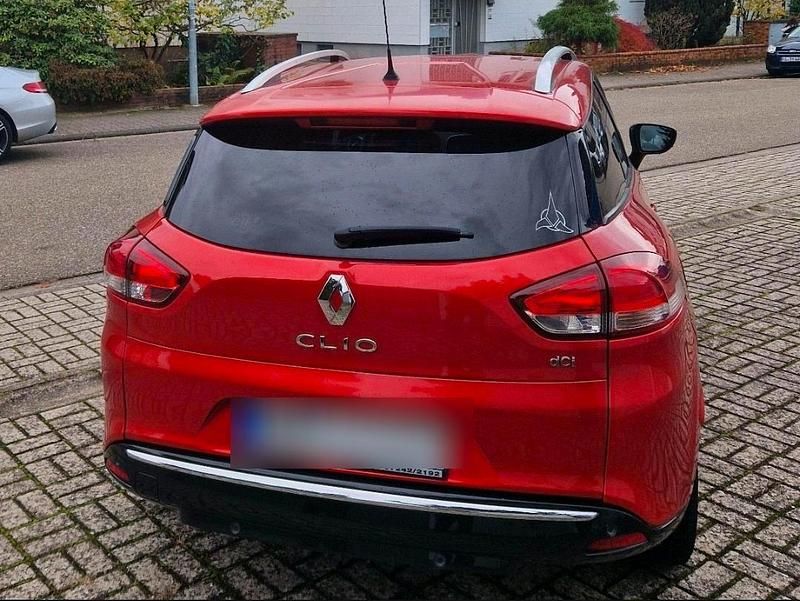 Gebraucht Renault Clio GrandTour 90 PS (66 kW) 2016 Rot Kombi