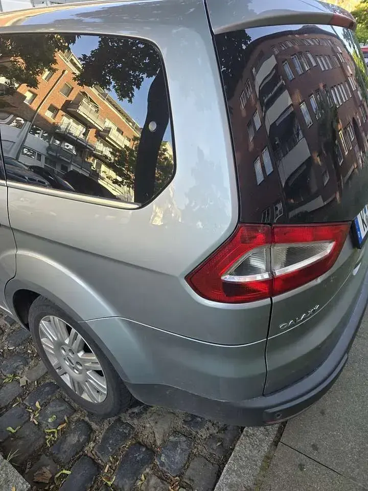 Gebraucht Ford Galaxy Ghia 175 PS (128 kW) 2009 Van / Kleinbus