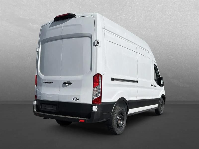 Gebraucht Ford Transit Trend 131 PS (96 kW) 2025 Andere Van