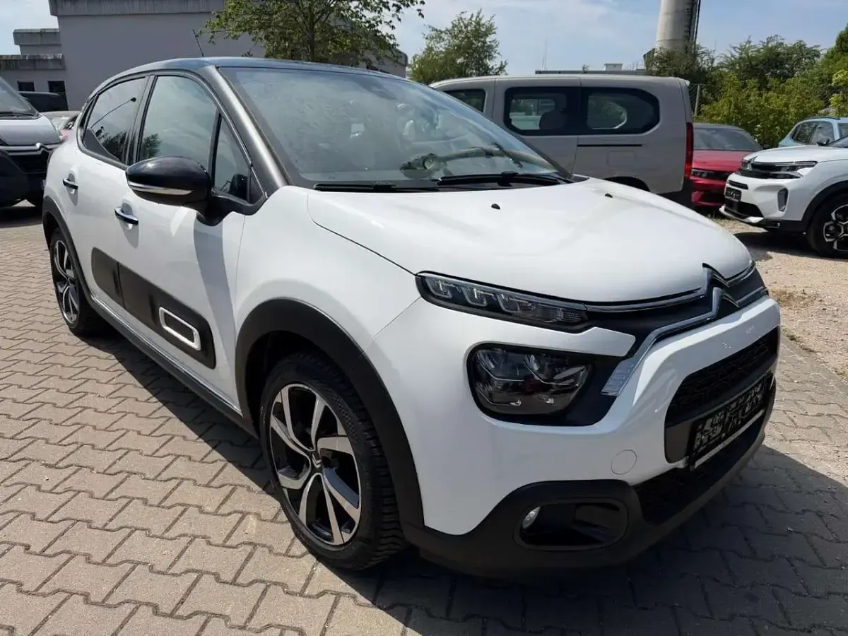 Gebraucht Citroën C3 PureTech 110 PS (80 kW) 2024 Weiß Limousine