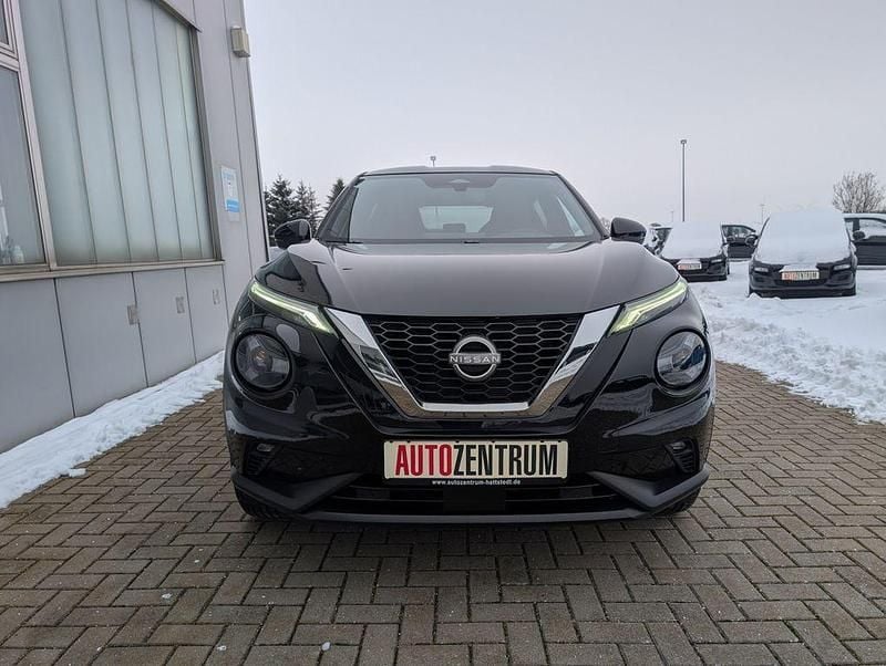 Neu Nissan Juke N-Connecta 114 PS (83 kW) 2026 Schwarz SUV