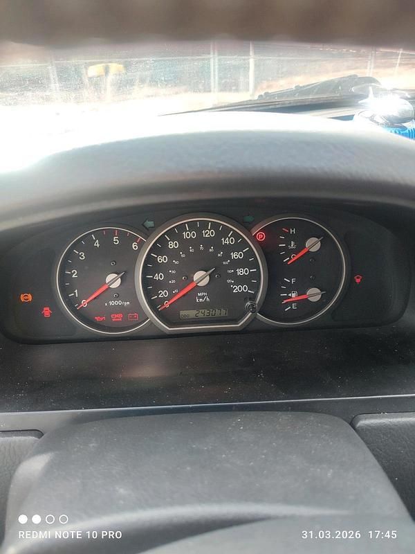 Gebraucht Kia Carnival 2005 Braun Van / Kleinbus