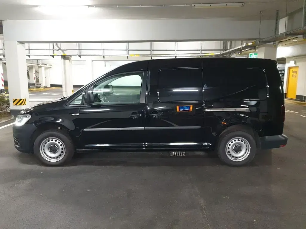 Gebraucht VW Caddy 102 PS (75 kW) 2017 Schwarz Van / Kleinbus