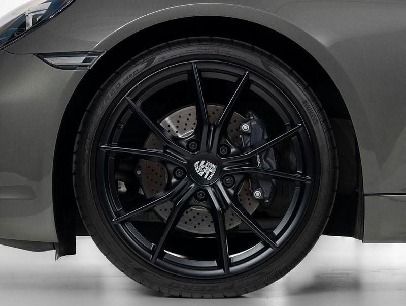 Gebraucht Porsche 718 Boxster 299 PS (219 kW) 2022 Grün Cabrio