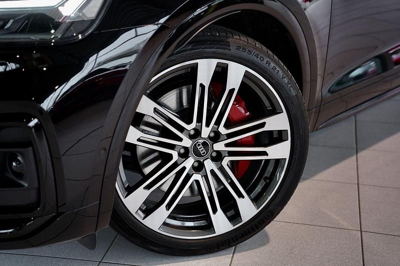 Gebraucht Audi SQ5 Ambiente 342 PS (251 kW) 2021 Schwarz SUV