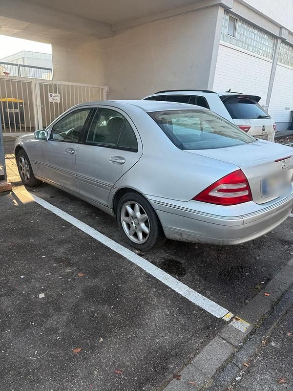 Gebraucht Mercedes C240 179 PS (131 kW) 2000 Grau Limousine